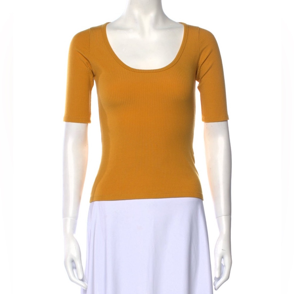 Reformation scoop neck short sleeve top size S